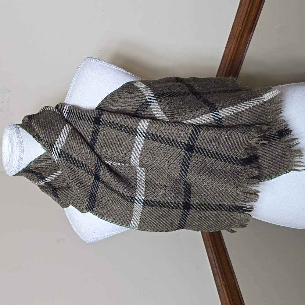 Highland 100% Virgin Wool Plaid Scarf